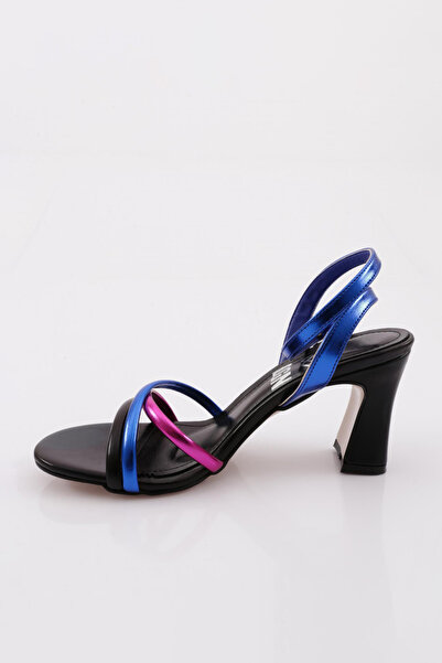 DGN Μοντέλο 7550 - Γυναικεία Μαύρα Μεταλλικά Παπούτσια με τακούνι με λουράκι