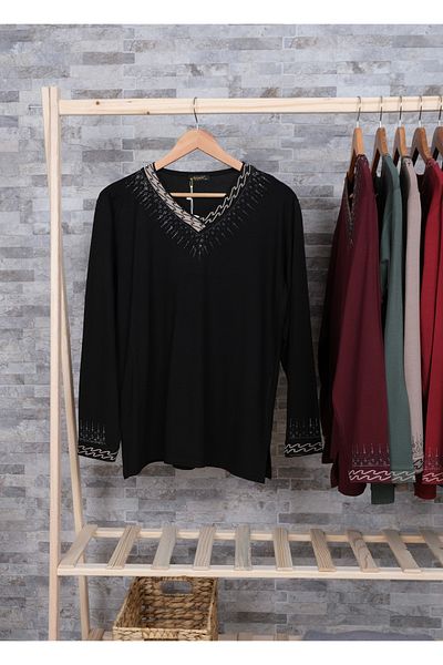 MUSTÜN Trikon Collar Stone Detailed Blouse