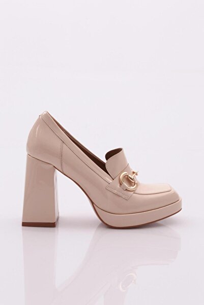 DGN Beige Patent Leather Women's Heeled Loafer - 4912535