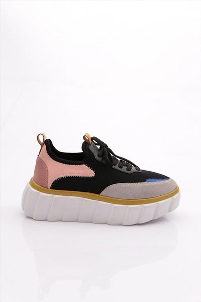 DGN Women's Black Sneakers - Powder 61833410