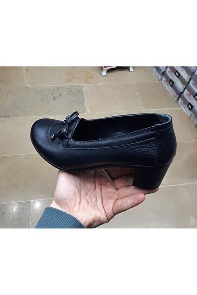 ENZO KADIN İÇİ-DIŞI HAKİKİ DERİ ORTOPEDİK KALIN TOPUK MEVSİMLİK SİYAH AYAKKABI