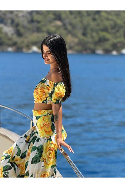 Miss Boheme Yellow Rose Patterned Skirt Crop Set
