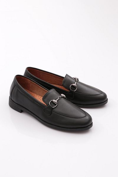 DGN Women's Metal Accessory Loafer Shoes Black 296132110