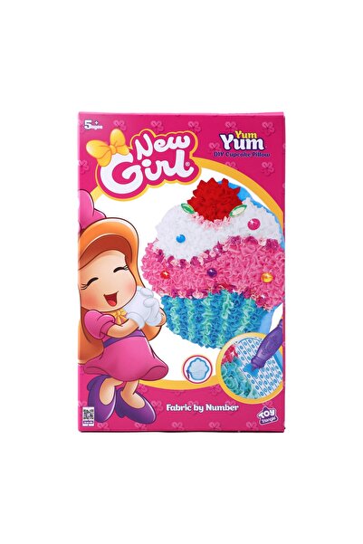 New Girl DIY Pillow Yum Yum Cupcake