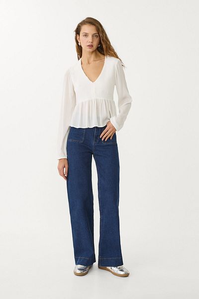 Stradivarius Loose blouse with ruffles