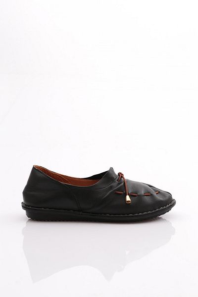DGN Women's Stitching Detailed Ballerinas Black 1533232110
