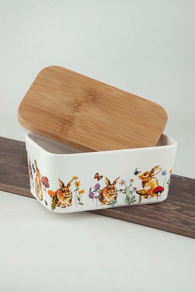 Bursa Porselen Dekor Porcelain Butter Dish with Rabbit Bamboo Lid