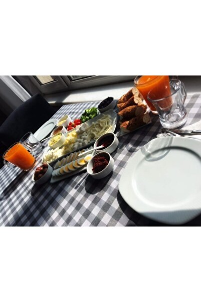 BELMODMODA Sivo Karirano pakovanja ( Karirano ) Stolnjak