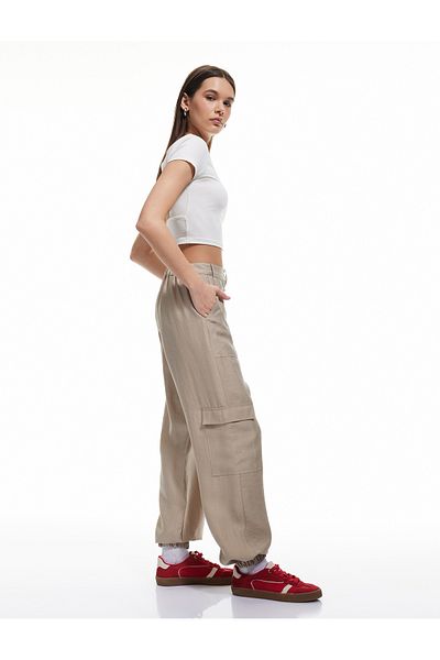 Koton Buttoned Elastic Leg Jogger Pants with Cargo Pockets