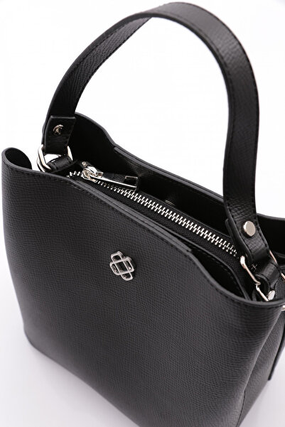 DGN Kadın Arkası Cep Detaylı Çanta Siyah 41653431