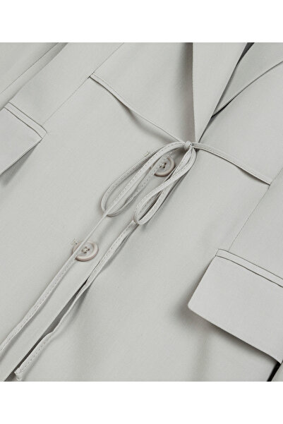 MISS IPEKYOL İnce kuşaklı vatkalı blazer