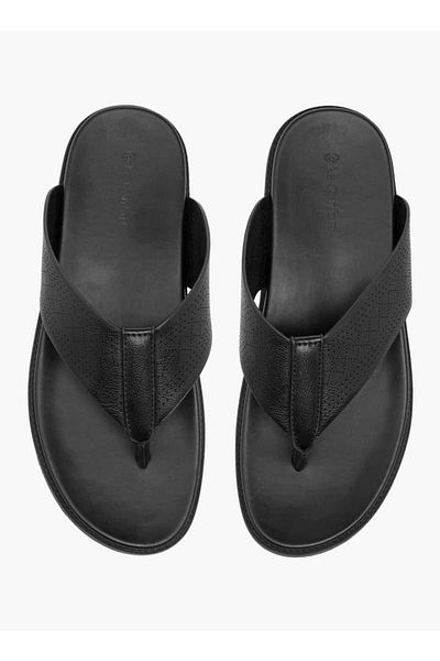Le Confort Textured Slip-On Thong Sandals