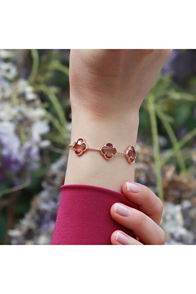 Necati Gün 3 İkonik Alhambra Yonca Zultanit Taşlı Rose Gold Kaplama Asansörlü Bileklik