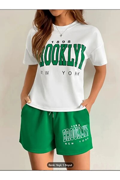 NO 601 Fehér Oversize póló + zöld fésült pamut rövidnadrág - Brooklyn nyomott női szett