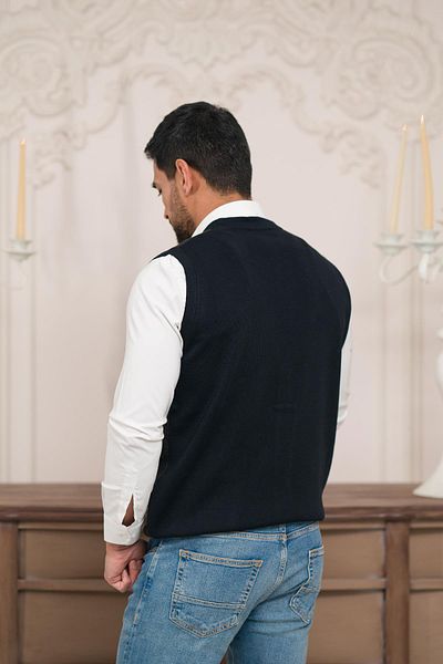 Woolen World Мъжки трикотажен елек без ръкави с шарка и преден джоб