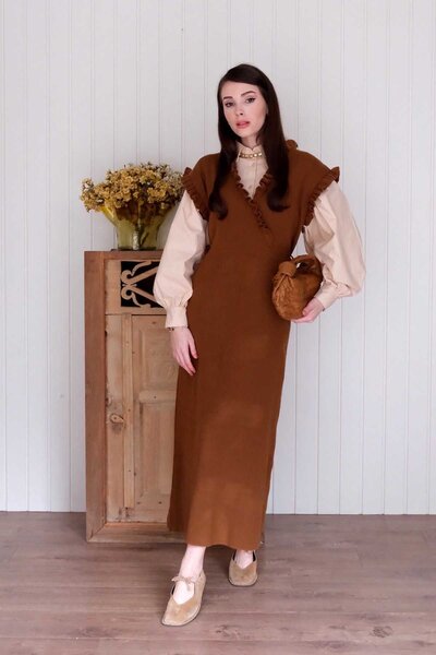 Ceylan Otantik جيليه بياقة كشكش الجمل