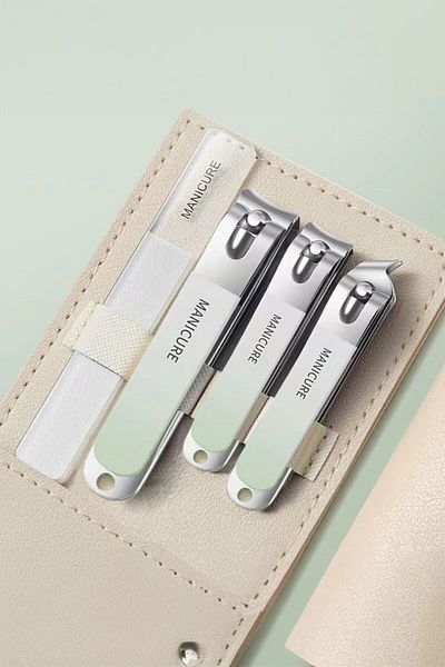 Chavin 4 Piece Steel Nail and Glass File Set with Leather Bag - Cin808Ys