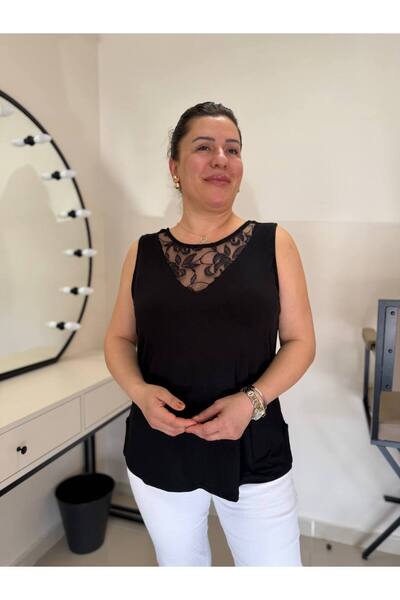 garajmood Black Front V Lace Neck and Back Bow Blouse