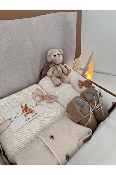 Sincabın Düşleri anne bebek hediye kutusu seti hoşgeldin bebek triko müslin battaniye tulum makosen hırka oyuncak