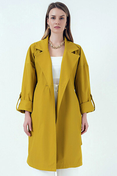 CoolLook Astarlı Çentikli Ceket Yaka Uzun Kollu Düğme Kapama Rahat Kesim Kuşaklı İki Cepli Diz Üstü Trençkot