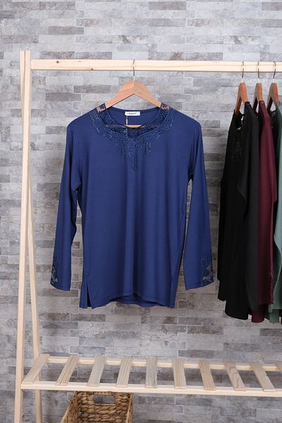 MUSTÜN Lace Collar Blouse