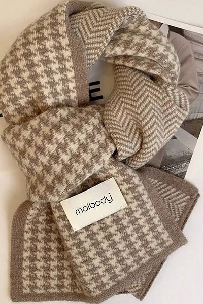 Moibody Πλεκτά Kalin - Μαντήλι Μπεζ |   Μοτίβο ποδιών χήνας και ψαροκόκαλου |   Πλεκτό κασκόλ