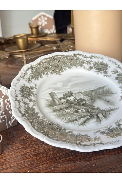 Bavaria Antique German Porcelain Bavaria Stamped Castle Patterned Brown Dark Green Cake Dessert Plate 19.5 cm