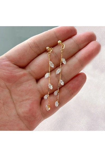 Choice qd240-gold أقراط ذهبية اللون على شكل أوراق شجر جديدة للنساء، مجموعة صغ...