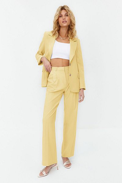 Trendyol Collection Gelbe Blazerjacke TWOAW23BC00132