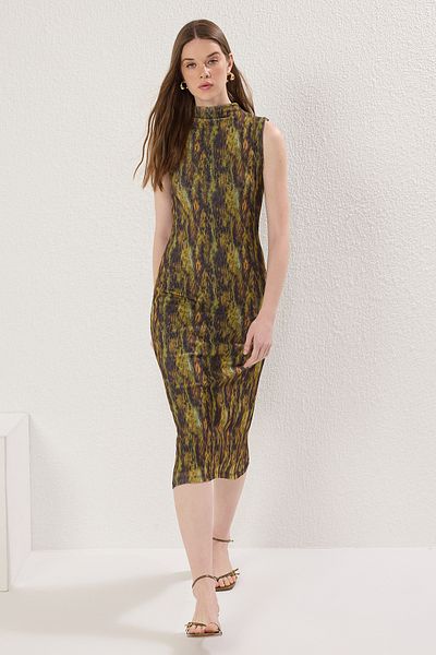 Trendyol Collection Multicolor Special Textured Stand Collar Zero Sleeve Stretchy Knitted Midi Pencil Dress Twoss24El00678
