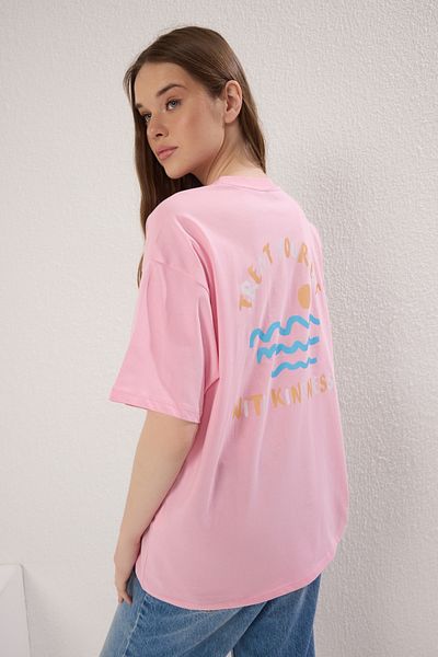 Trendyol Collection Ροζ μπλουζάκι Boyfriend - 100% βαμβάκι, στάμπα πλάτης και στήθους, TWOSS23TS00058