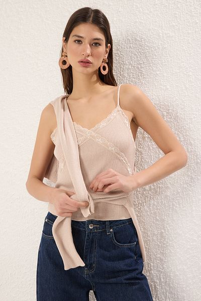 Trendyol Collection Stone Collar Lace Detailed Blouse Knitwear Cardigan Twoss25Hi00011