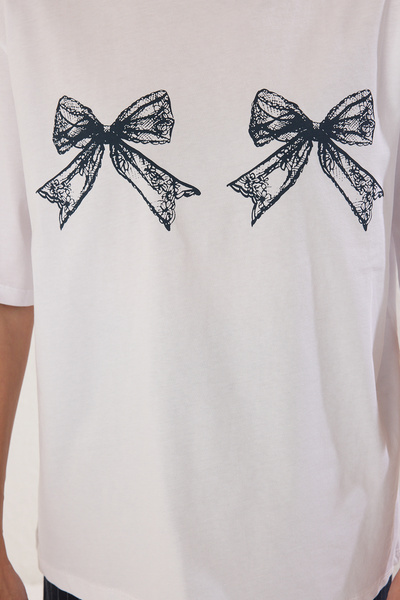 Trendyol Collection Ribbon Print Ecru Oversize Knitted T-Shirt - 100% Cotton Twoss25Ts00176