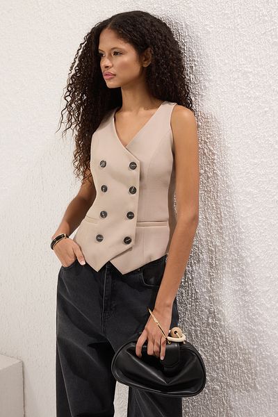 Trendyol Collection Nerzfarbene Spitzenweste – TWOSS25YE00069