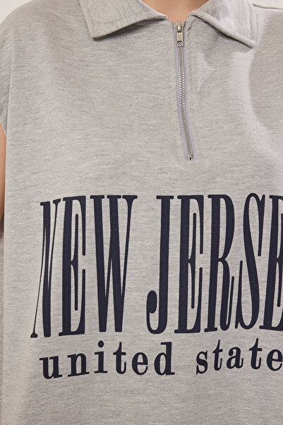 Trendyol Collection Grey Melange Oversize T-Shirt - Slogan Print, Fit Twoss25Ts00116