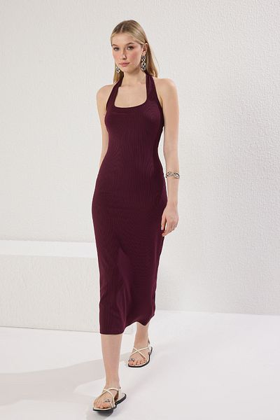 Trendyol Collection Rochie creion maxi tricotată elastică, cu guler pătrat, așezată pe corp de prune TWOSS24EL00590