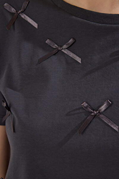 Trendyol Collection Anthracite Color Knitted T-Shirt - 100% Cotton, Bow Detail, Regular Fit Twoss25Ts00087