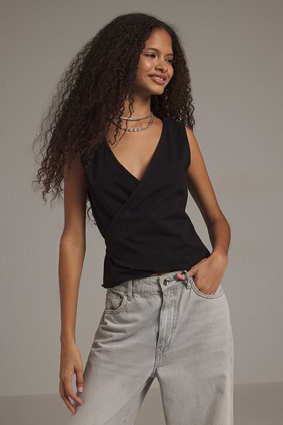 Trendyol Collection Μαύρο δέσιμο με λεπτομερή περιτύλιγμα/Πλεκτή μπλούζα που εφαρμόζει στο σώμα TWOSS25BZ00379
