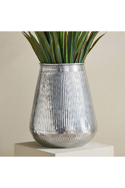 erorex Nydril Aluminium Linework Hammered Vase - 30x34 cm