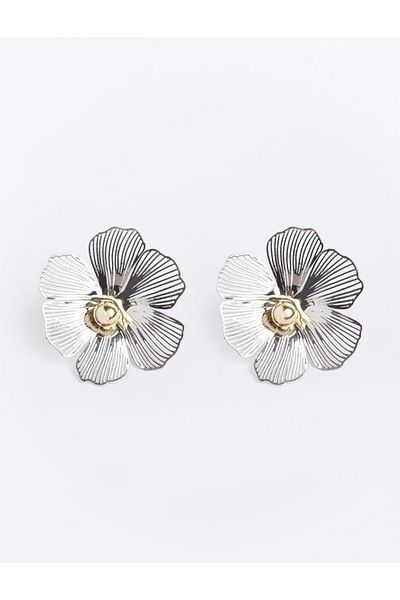 Jimmy Key Mixed Flower Detailed Earrings
