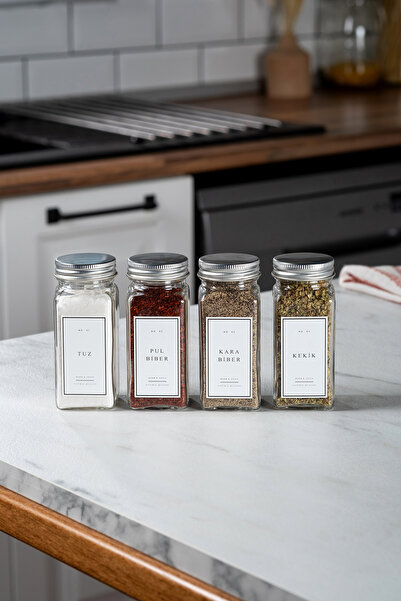 EVLE Set of 4 Glass Spice Jars with Lids and White Labels
