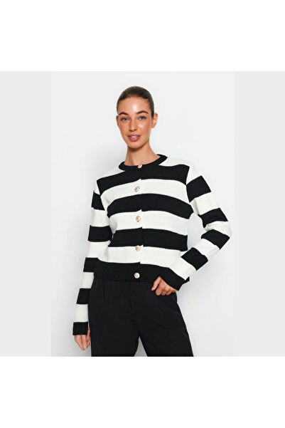 Lonca Tekstil Елегантний чорно-білий смугастий светр з круглим коміром і ґудз...