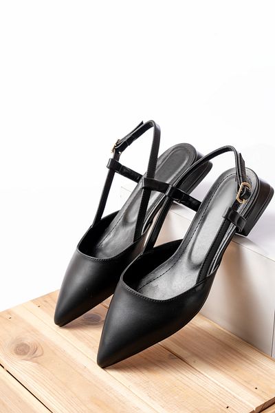 DURUNUN BUTİĞİ Lina Black (Tocuri de 3 cm) Pantofi cu toc cu vârf ascuțit