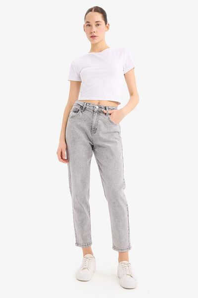 DeFacto Lina Comfort Mom Normal Waist Straight Leg Jean Snow Washed Trousers D7947Ax25Sp