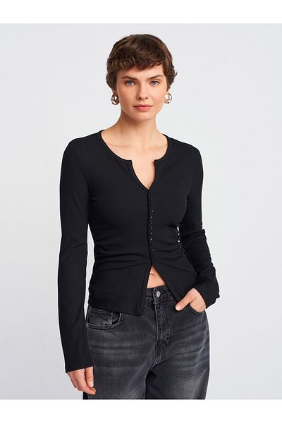 Dilvin 31548 Button Detailed Gathered Top-Black