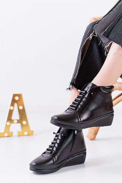 Wanetti Black Women's Leather Boots Winter Lace Up Zippered Inside Fiber Orthopedic Mother Boots Half Short Daily