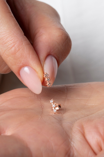 Elika Silver Kadın Zirkon Taşlı Kayan Yıldızlar Model 925 Ayar Gümüş Küpe