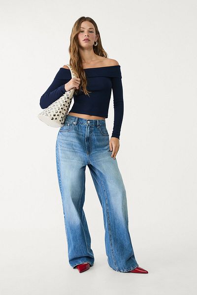 Stradivarius Off-the-shoulder top