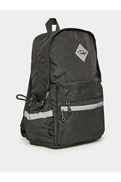 Styli Front Pocket Backpack With Zip Closure