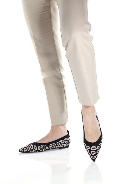 UĞURÖKÇE BALERINI DE TRICOT DE FEMEI NEGRE CU MODEL DE LEOPARD